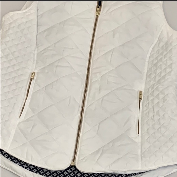 ♥️2/$15 (MP) Crown & Ivy Puffer Vest - Picture 7 of 7